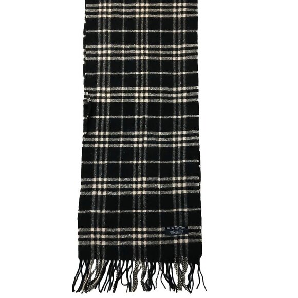 Burberry Vintage Black & White Plaid Luxury Fall Winter Scarf Scarves